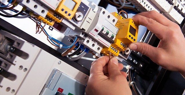 Disqualification Order For VAT Bill Of £100,000 For Nottingham Electrician